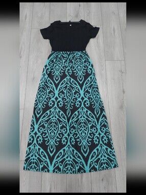 Women's Black and Teal Patterned Maxi Skirt